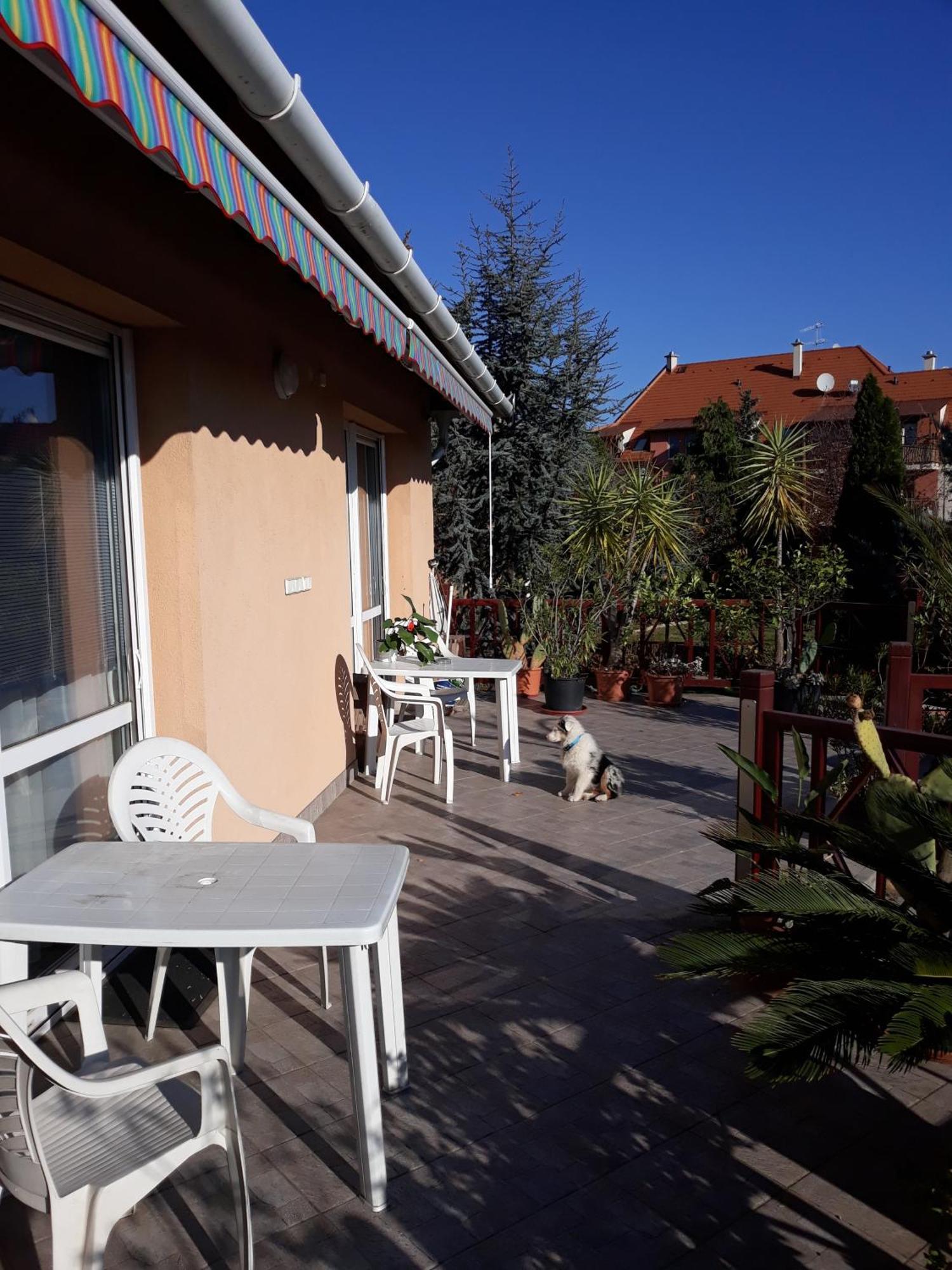 Kenezy Lux Apartman Vendeghaz Hajdúszoboszló Buitenkant foto