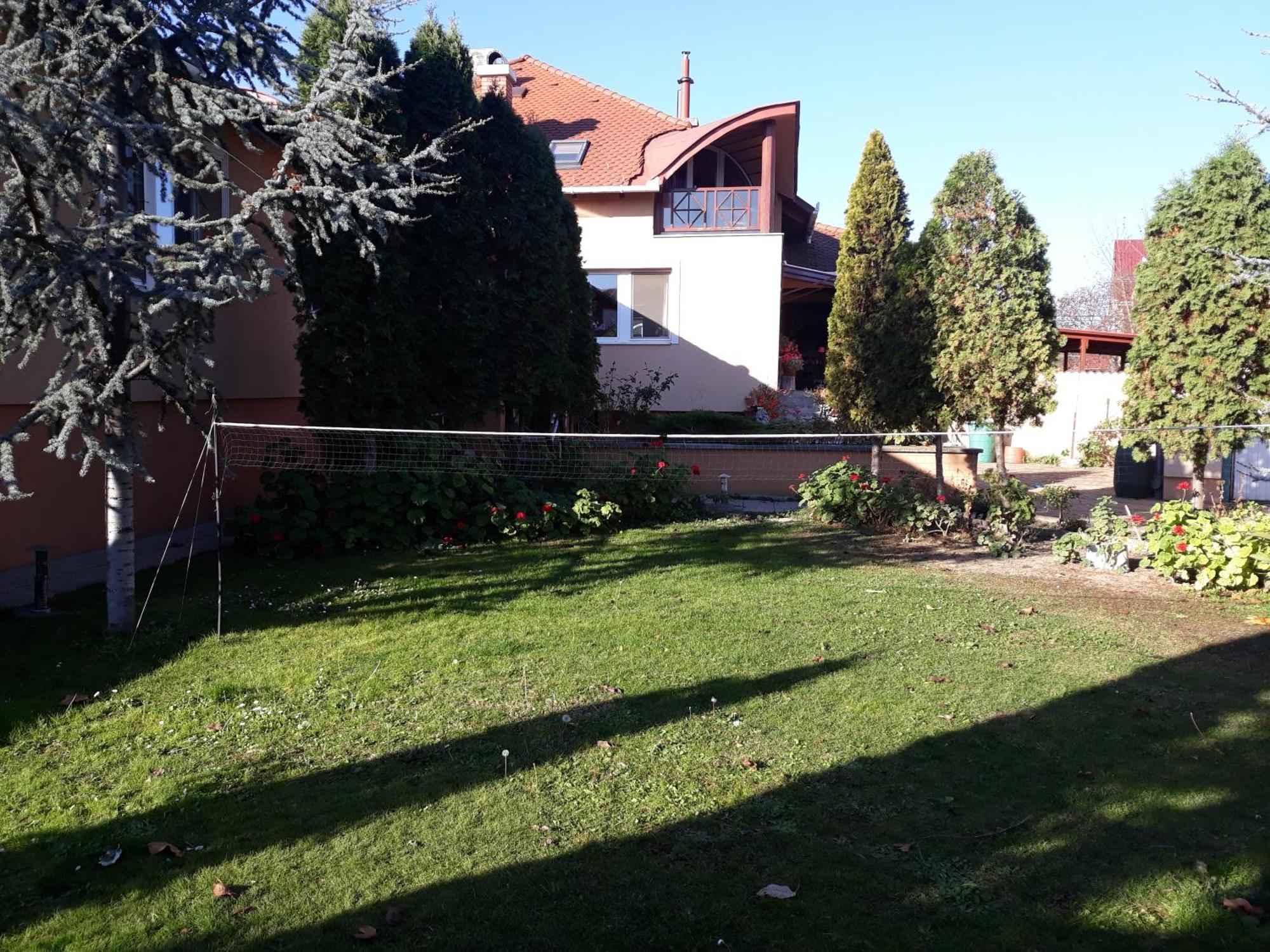 Kenezy Lux Apartman Vendeghaz Hajdúszoboszló Buitenkant foto